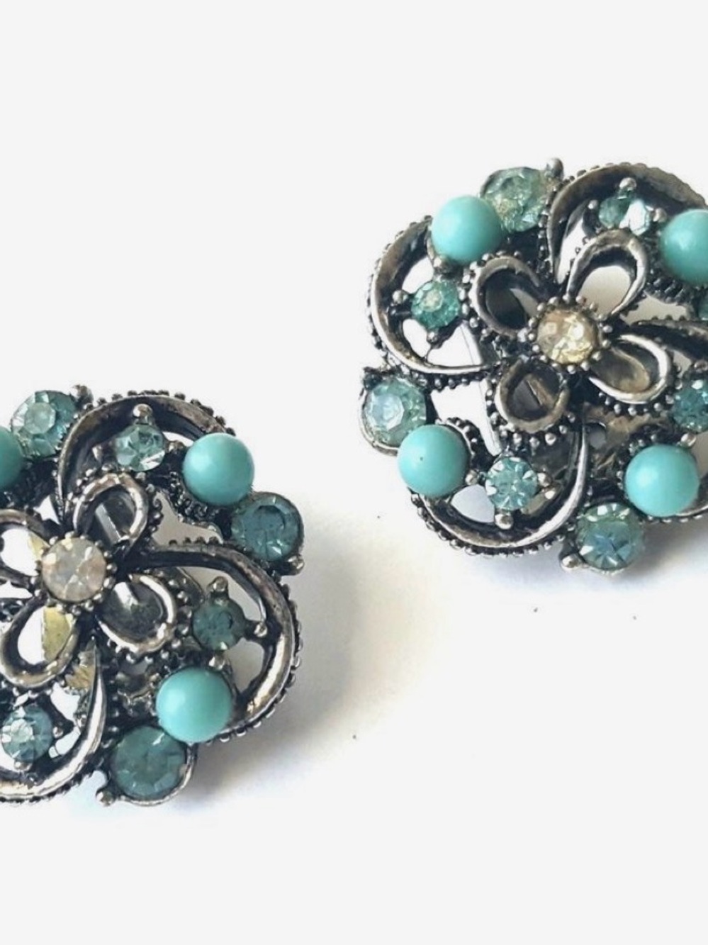 Turquoise Floral Filigree Clip-On Earrings